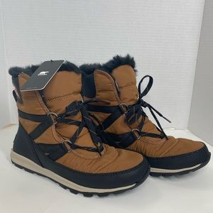 Sold!!Sorel Whitney boot BNWT sz 7.5